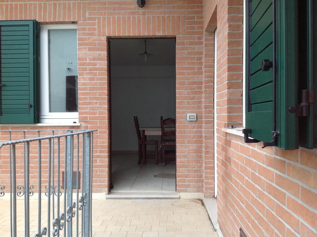 Casa Vacanze Immersa Tra Le Colline, Vicinissima Al Mare E Con Nuova Piscina Senigallia Exterior photo